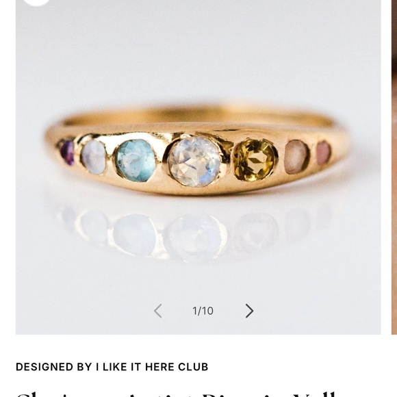 10k Solid gold ring | Local Eclectic She’s An Artist ring in yellow SOLID gold - Picture 5 of 7